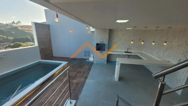Imagem Casa Duplex no bairro Caravelas