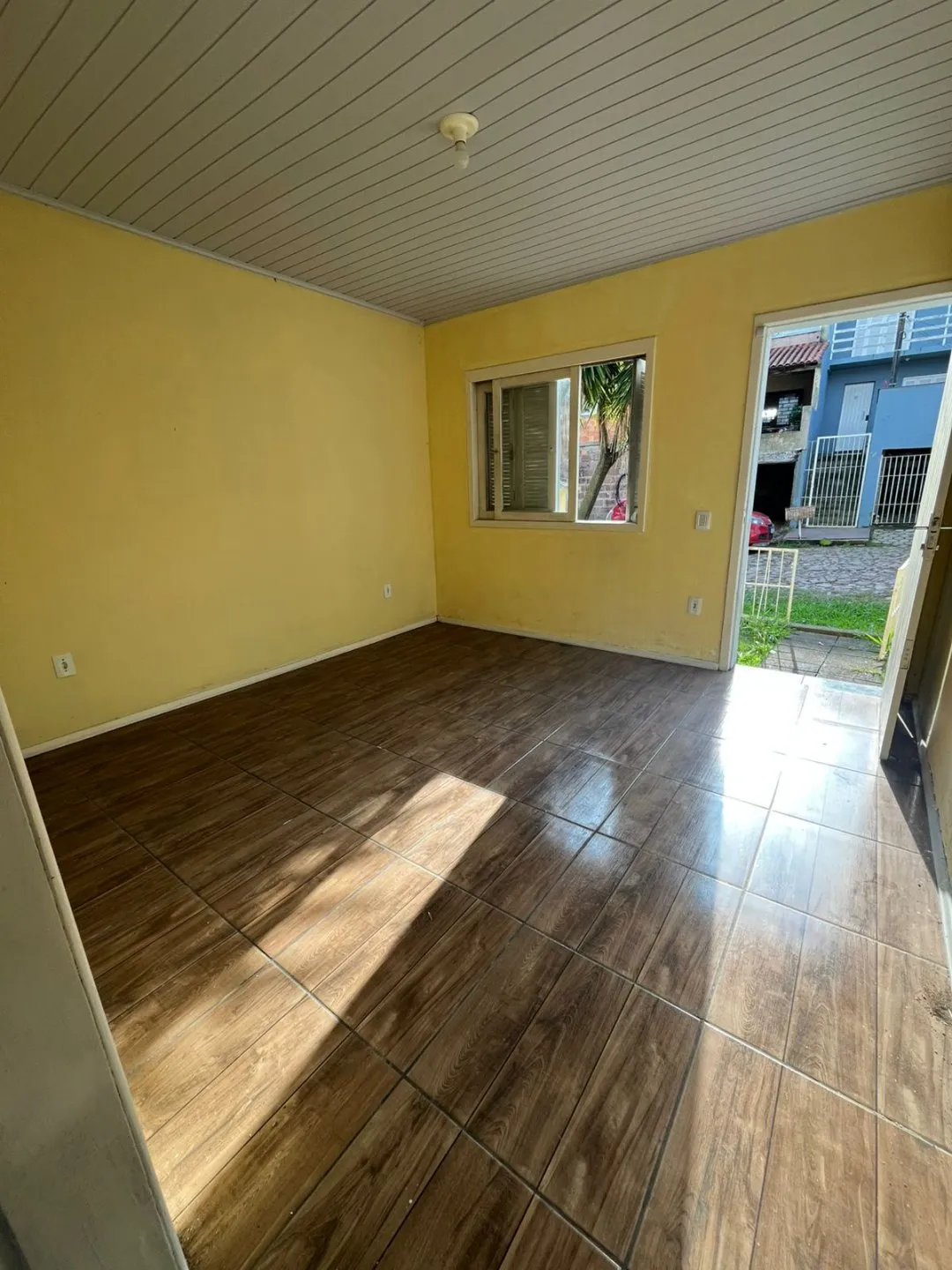 Imagem Casa à Venda no Bairro Jardim Fiuza em Viamão
