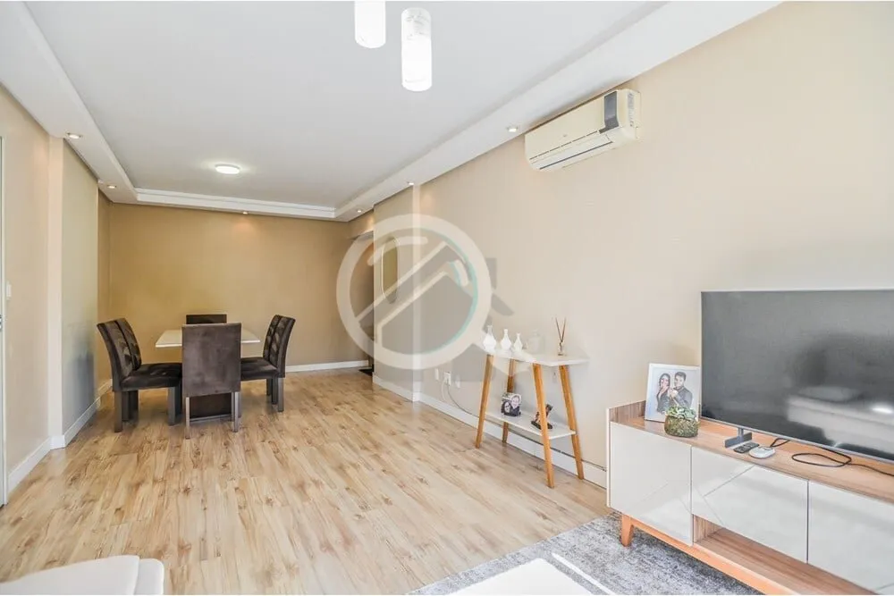 Imagem Amplo Apartamento no Menino Deus ? Com excelente iluminação natural. Espaço e conforto: Com 101 m...