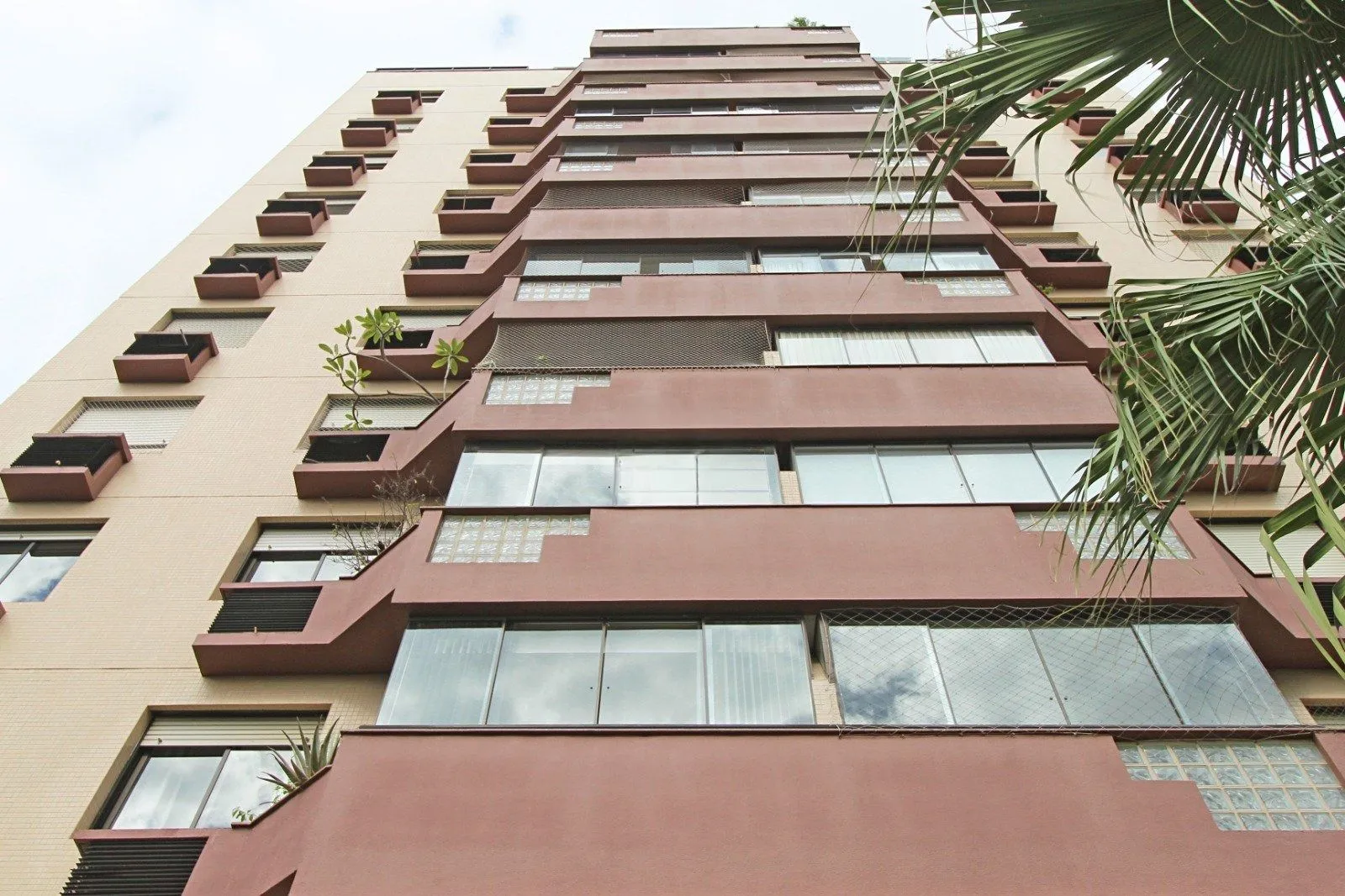 Imagem Apartamento de 2 dormitórios sendo 1 suíte e 1 vaga