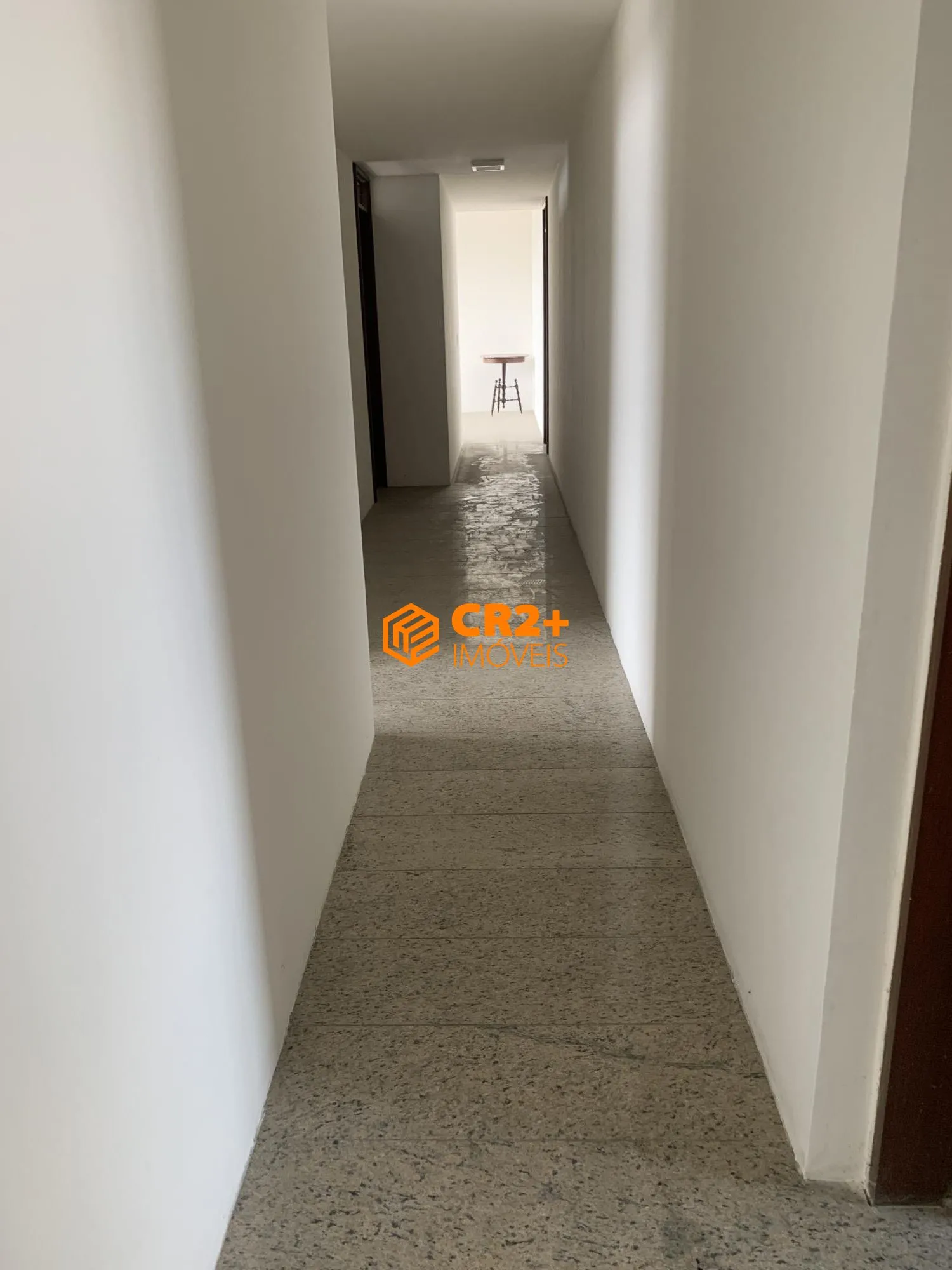 Imagem Vendo apartamento beira mar de piedade com 4 suítes- 247m²