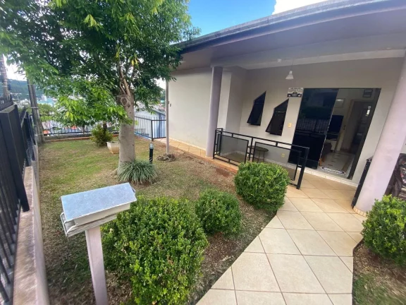 Imagem Casa para Venda em Concórdia, Das Nações, 3 dormitórios, 1 suíte, 2 banheiros