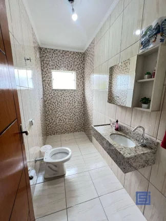Imagem Casa com (02) dormitórios à venda, 212 m² por R$ 640.000