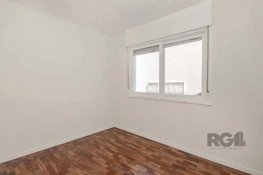 Imagem Apartamento totalmente reformado 2 dormitórios com 2 suítes, localizado no bairro Santana.