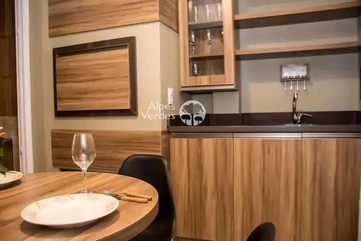 Imagem Vende-se Apartamento Mobiliado em Canela a