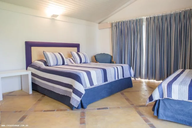 Imagem Casa Frente Mar para Venda em Armação dos Búzios / RJ no bairro Manguinhos