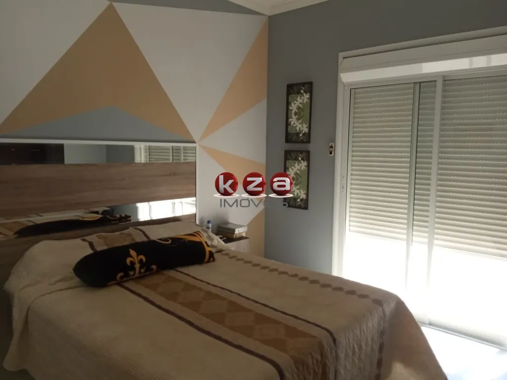 Imagem Imperdível oportunidade! Casa no condomínio Portal do Jequitibá à venda em Valinhos-SP, 3 suítes, 2 salas, 4 banheiros, 4 vagas de garagem e 278m².