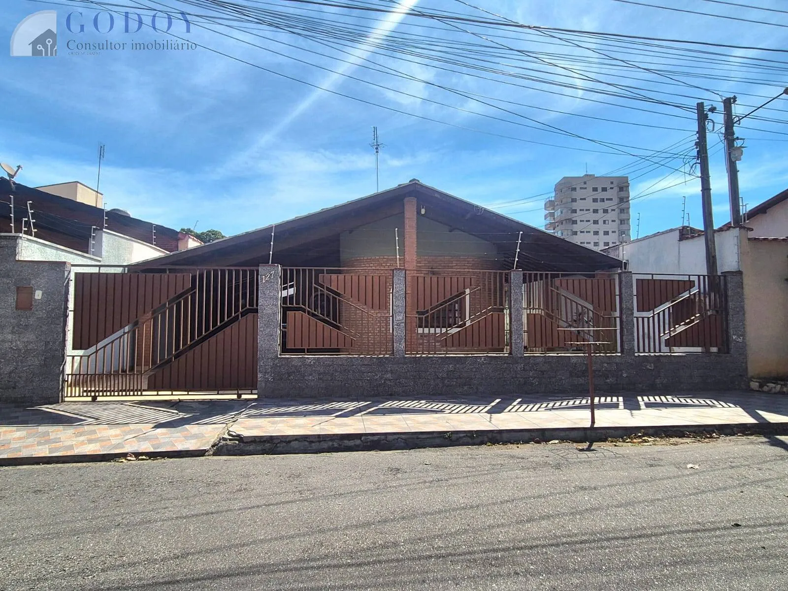 Foto do imóvel Casa Térrea no Centro - Ideal para Moradia ou Comércio