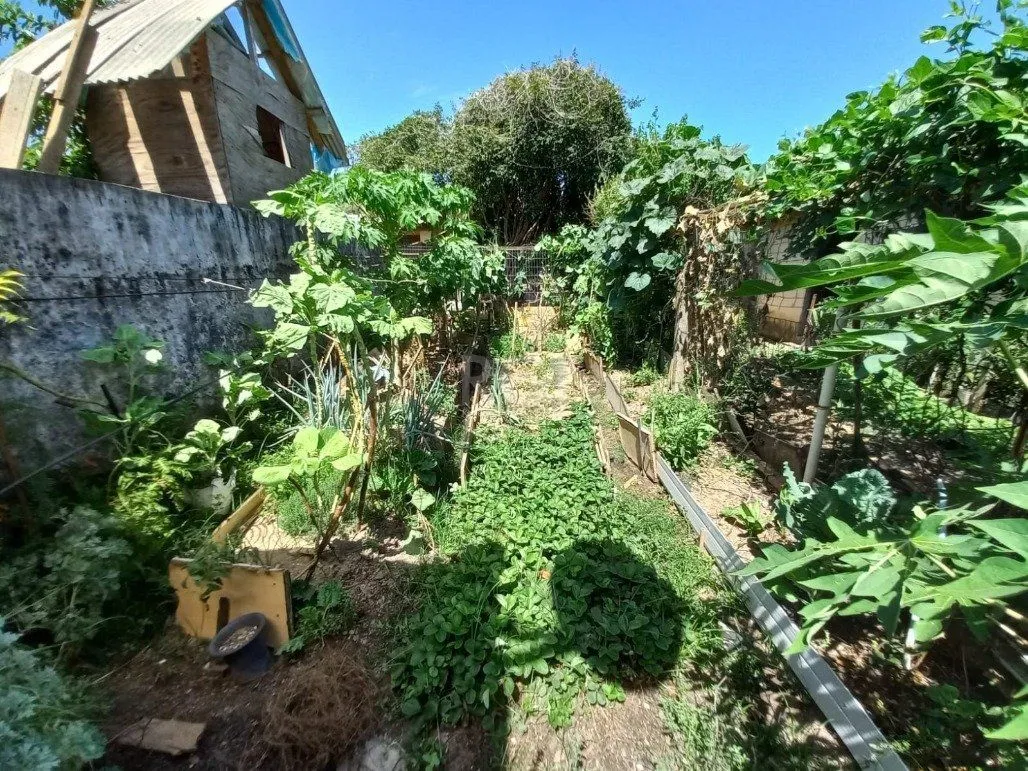 Imagem Casa para Venda - 120m², 2 dormitórios, sendo 1 suites, 3 vagas - Hípica