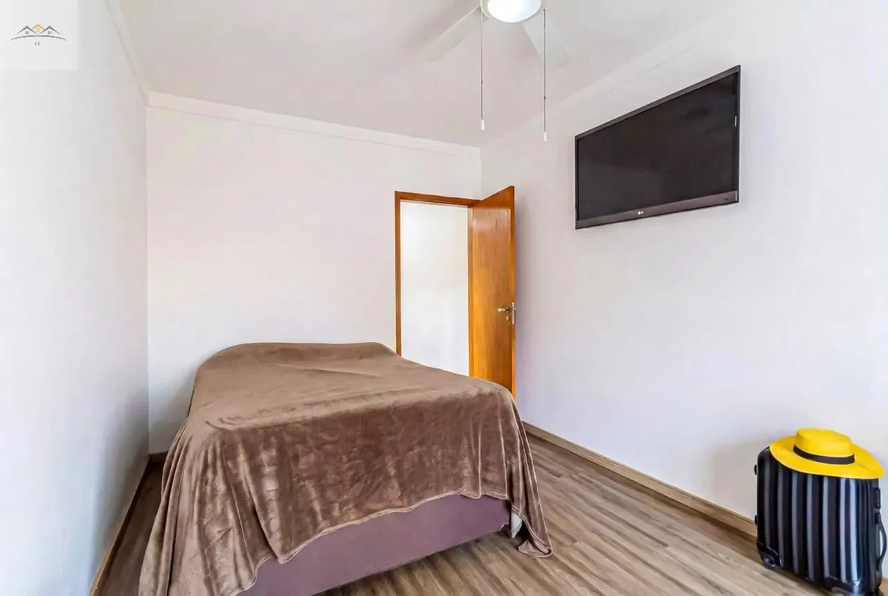 Imagem Sobrado com 4 Quartos à Venda, 300 m² em Vila Assunção - Santo André
