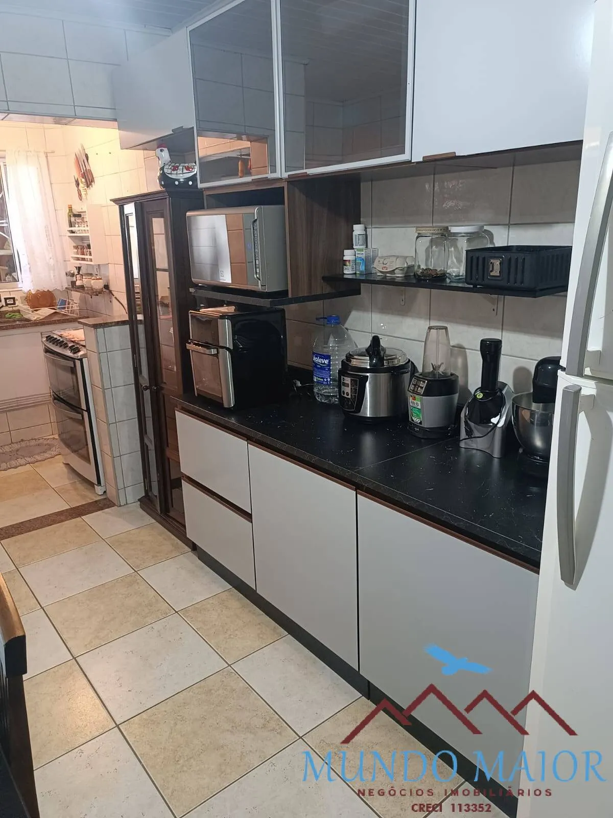 Imagem Mora 1, Aluga Outra! Sobrado Ideal para Duas Famílias ou Renda Extra !!!