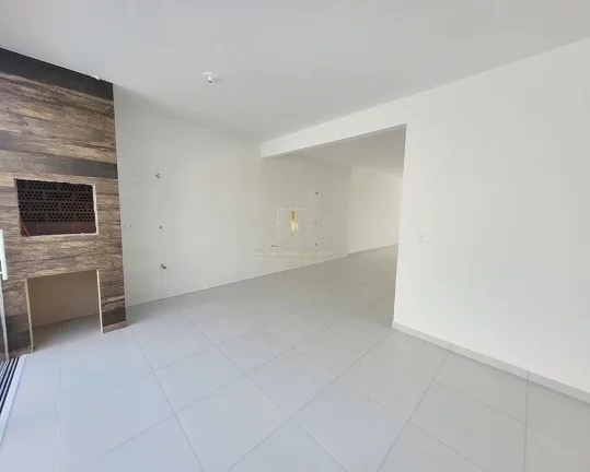 Imagem Casa com piscina em Guaratuba(Eliane) para venda, 200m do mar,