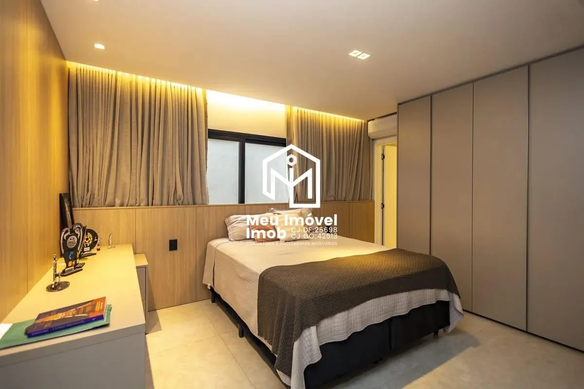 Imagem Casa 4 Quartos 4 Suítes 4 Vagas 900m² Porteira Fechada