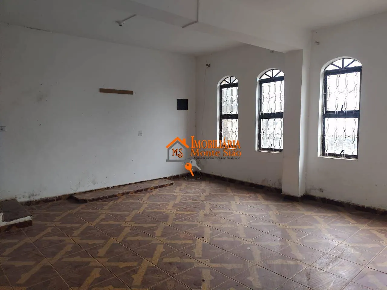 Imagem Casa com 6 dormitórios à venda, 200 m² por R$ 750.000,00 - Parque Continental II - Guarulhos/SP