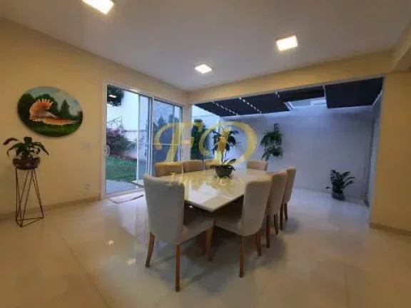 Imagem Casa de Alto Padrão em Condomínio Fechado Atibaia