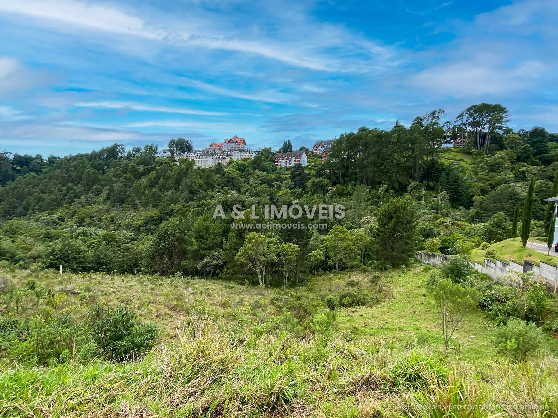 Imagem Lote à venda no Alto do Capivari com acesso por via asfaltada