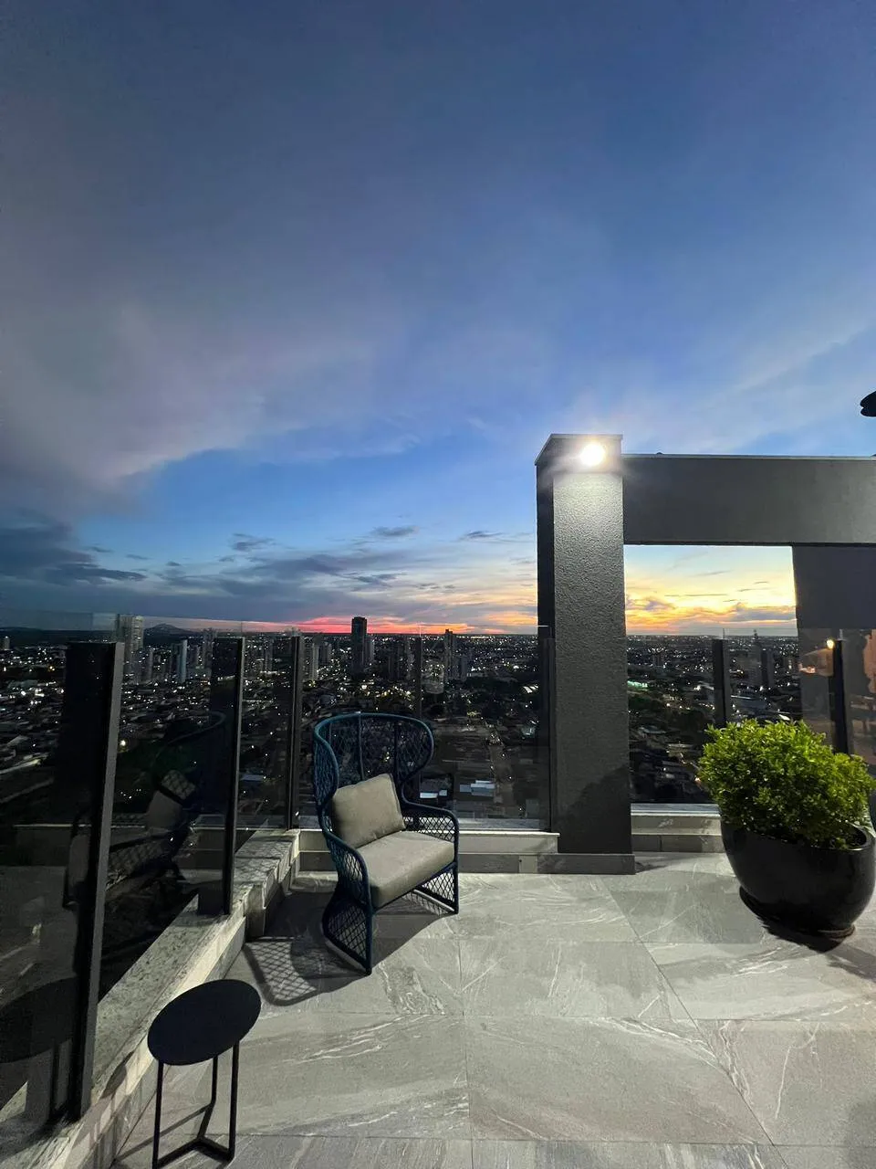 Imagem Apartamento 2quartos mobiliado condomínio Urbanit