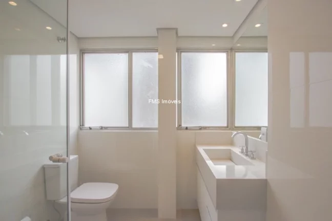 Imagem Apartamento com 1 suíte e 1 vaga no Itaim Bibi.