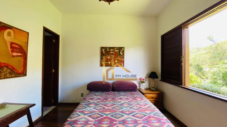 Imagem Casa linear com 3 dormitórios 2 suítes à venda, 284 m² Com lazer privativo - Albuquerque - Teresópolis/RJ