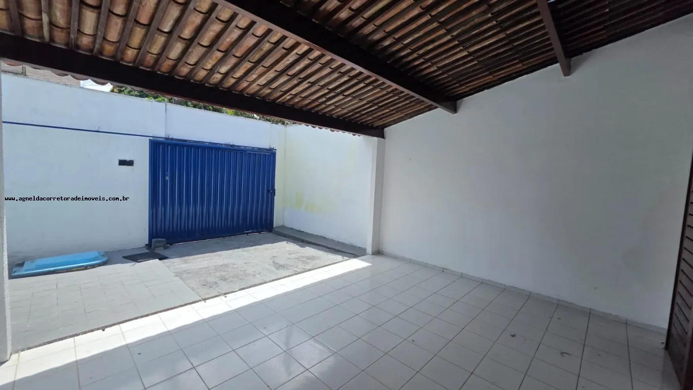 Imagem Casa para Venda em Parnamirim, Emaús, 3 dormitórios, 1 suíte, 2 banheiros, 2 vagas