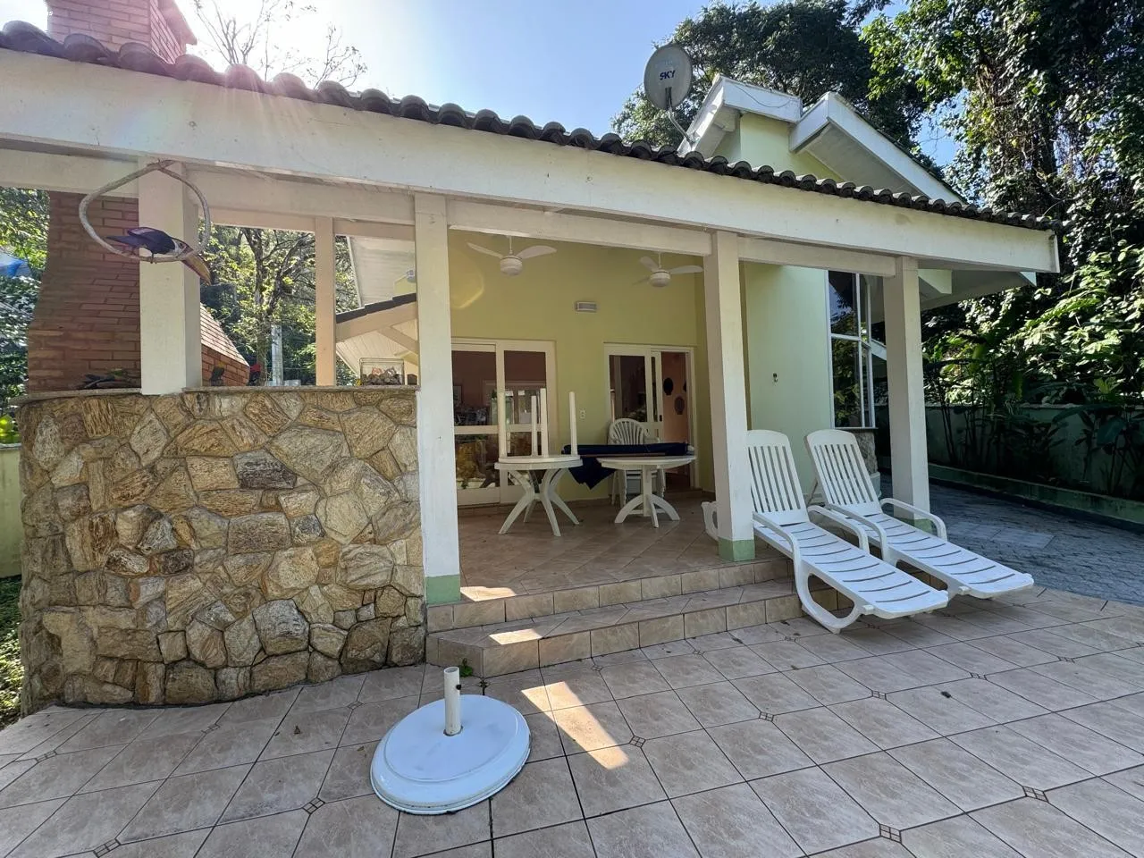 Imagem Casa na Praia para Venda em São Sebastião, Guaeca, 5 dormitórios, 3 suítes, 4 banheiros, 3 vagas