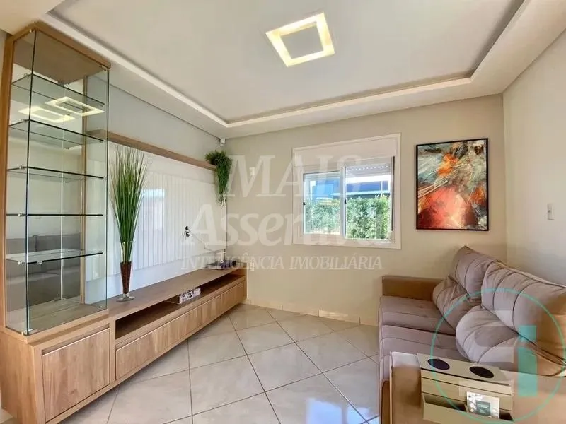 Imagem Casa com piscina para venda em Capão da Canoa