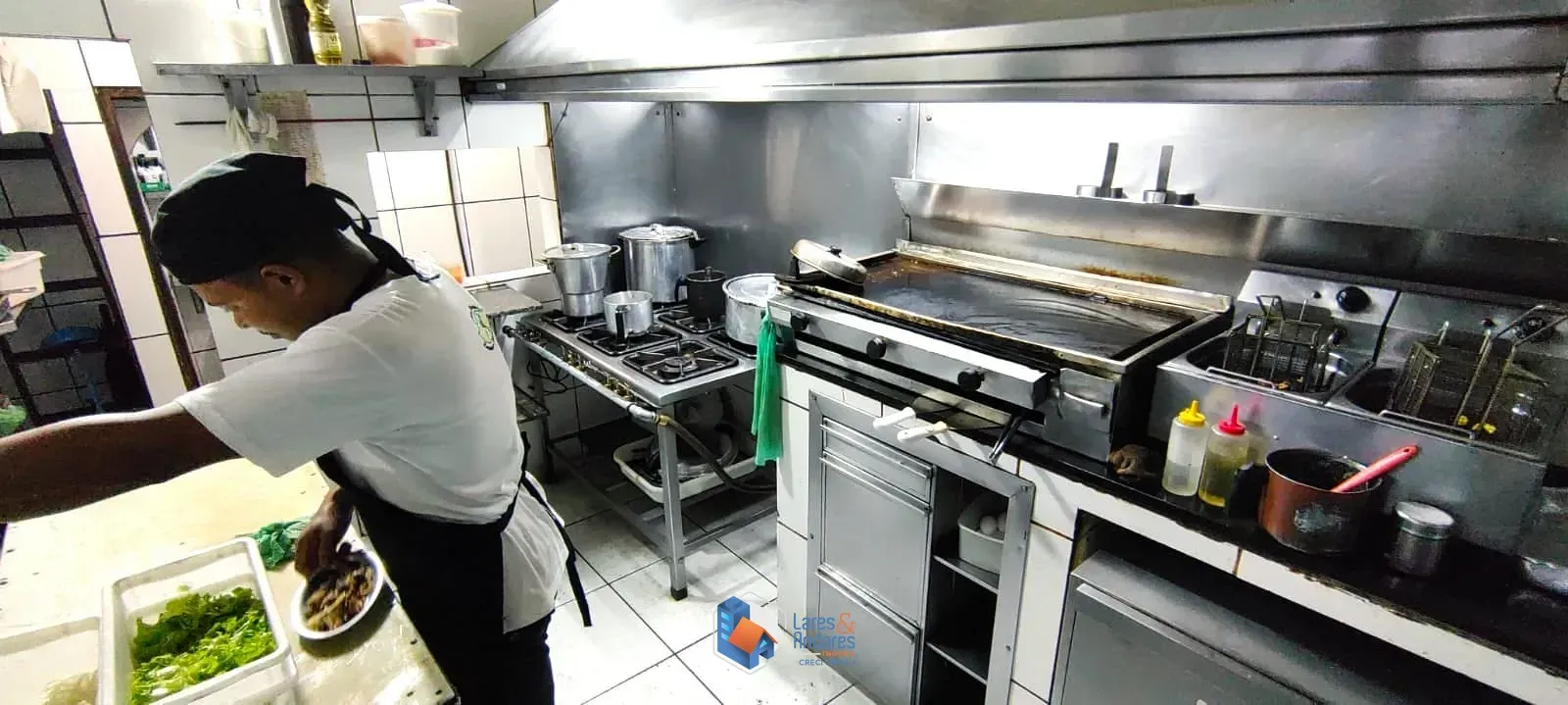Imagem PONTO À VENDA, RESTAURANTE EQUIPADO E MOBILIADO A VENDA EM LOCALIZAÇÃO PRIVILEGIADA PRÓXIMO DO METRÔ NO CORAÇÃO DE SANTANA.