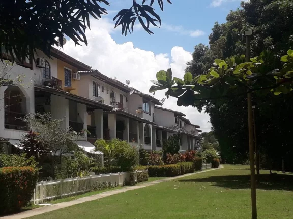 Imagem Village 3 Quartos Nascente com Vista Verde à Beira do Rio Joanes - Lazer Completo!"