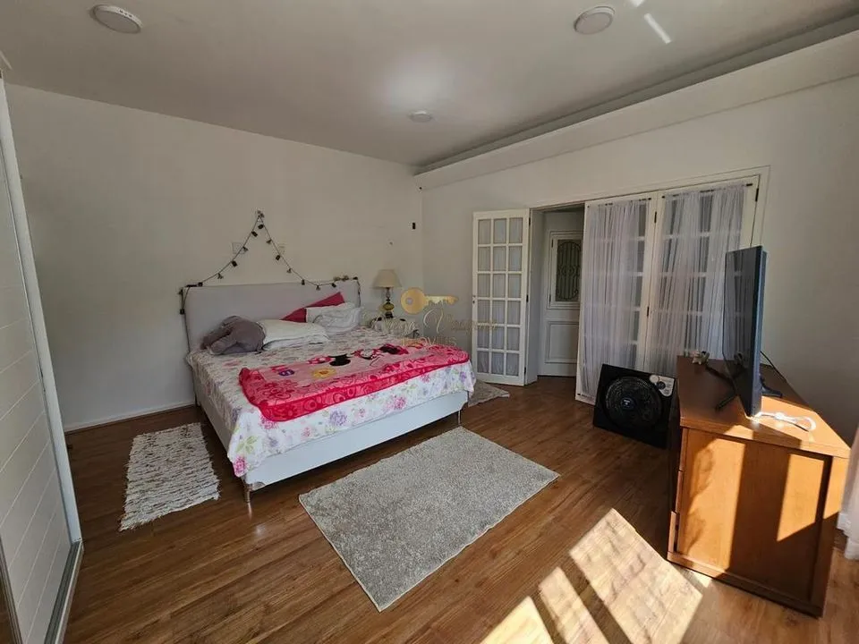 Imagem Casa em Condomínio para Venda em Teresópolis / RJ no bairro Comary