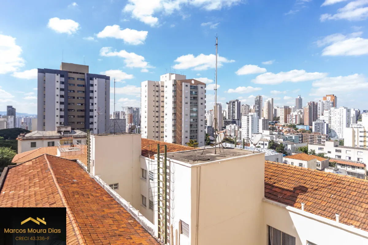 Imagem Apartamento REFROMADO em Perdizes com 2 Dormitórios