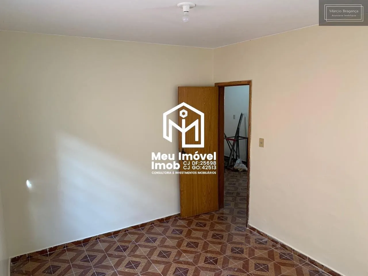 Imagem Sobrado 4 Casas 11 Quartos 6 Vagas 410m² AC Financiamento