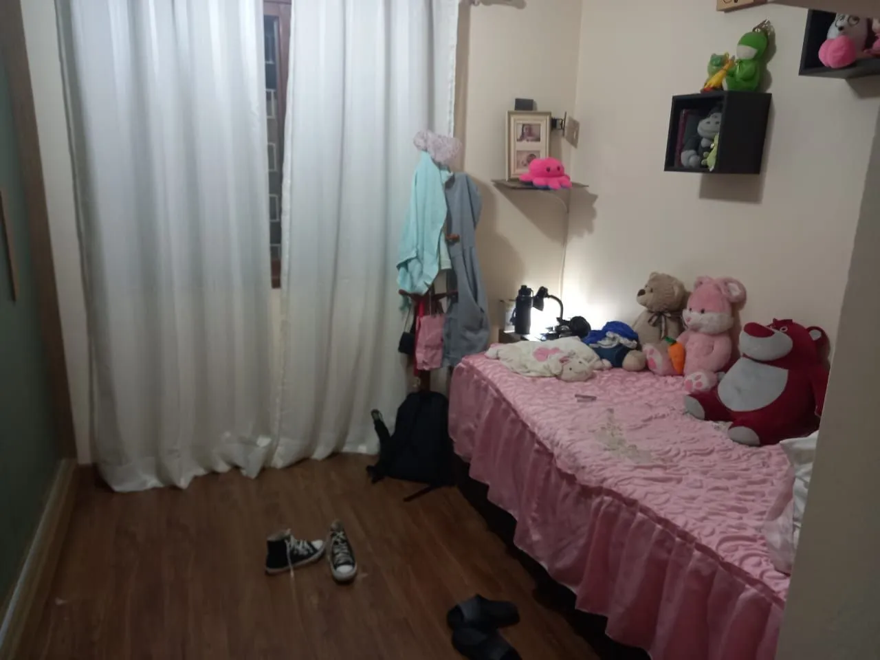 Imagem Excelente casa localzada ma Rua Santo Camaratto com 4 D e 1 suite