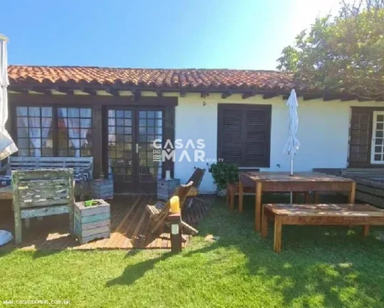 Imagem Casa Frente Mar para Temporada em Armação dos Búzios / RJ no bairro Praia Rasa