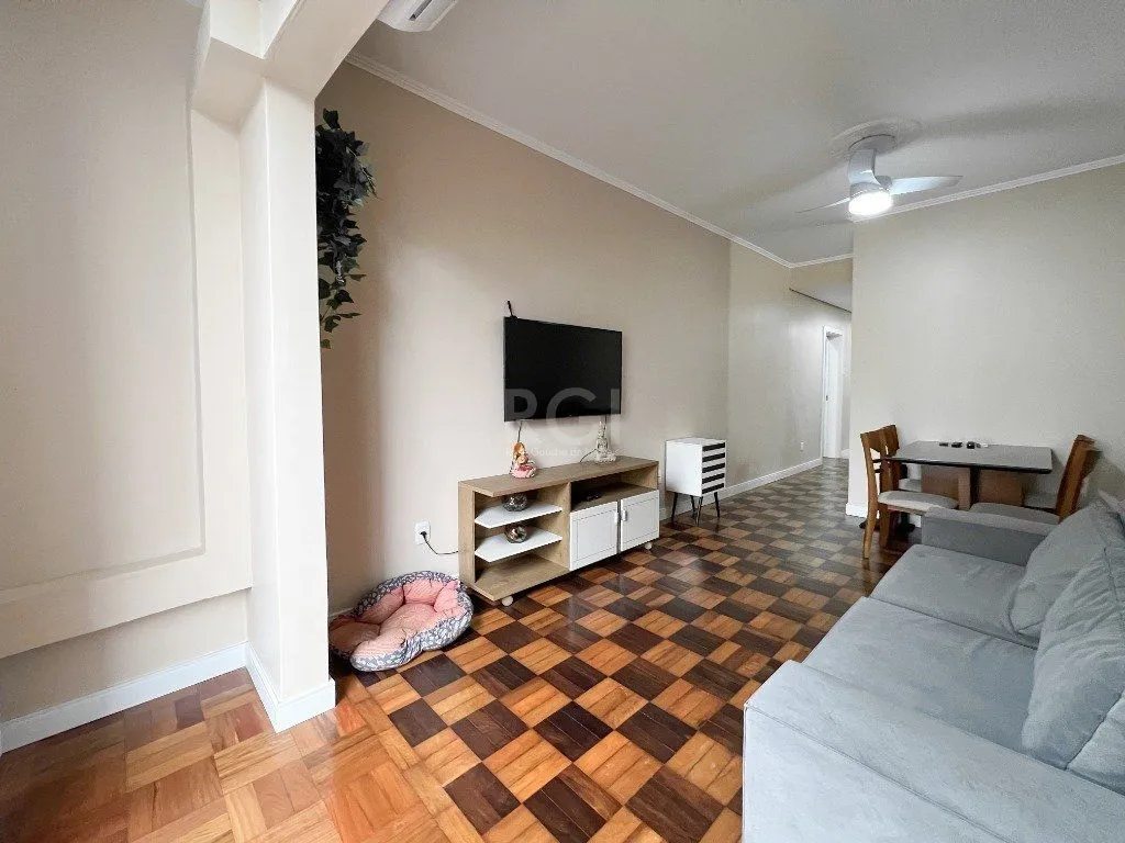 Imagem Apartamento 85m² - 3 dormitórios, sacada, churrasqueira no bairro Cidade Baixa