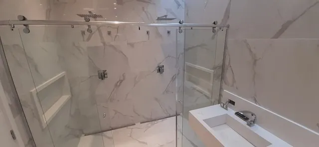 Imagem Imponente Casa no Condomínio Saint Patrick