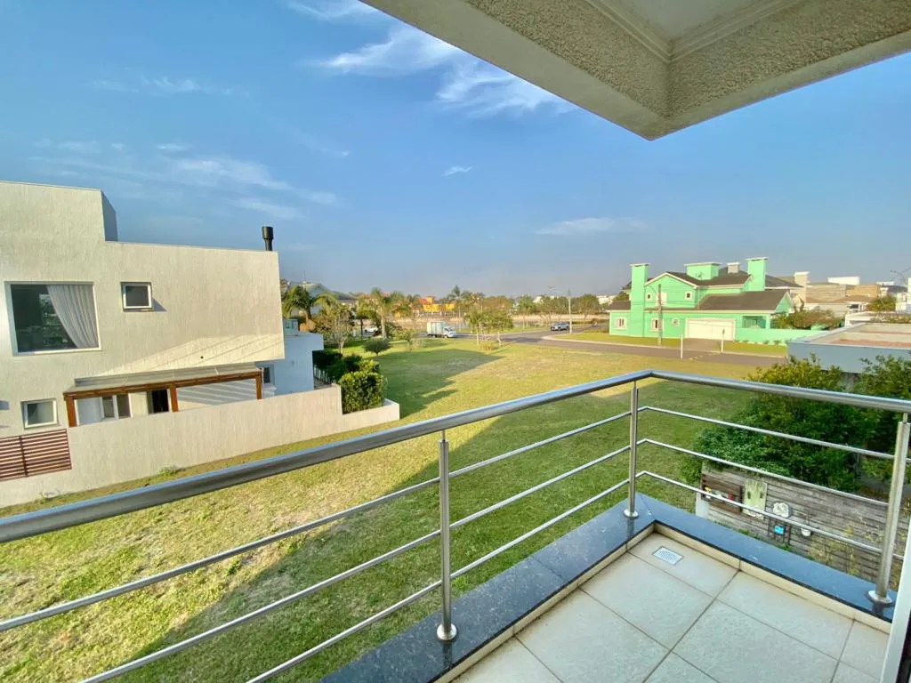 Imagem Casa em Condominio 5 Dormitórios - Bairro Zona Nova