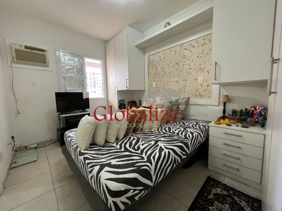 Imagem Apartamento Garden à venda com 3 dormitórios e 2 vagas no bairro do Gonzaga em Santos por R$ 1.550.000,00