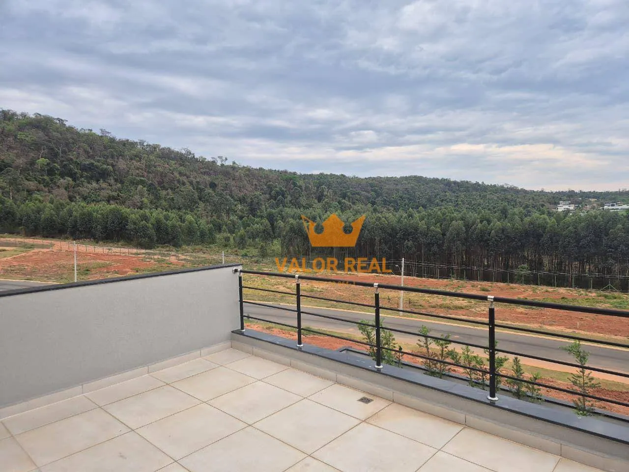 Imagem Casa Nova em Cond com 4 Suites, 6 vagas, 280 m² Residencial Ibi-Aram II. Aceita Financto.