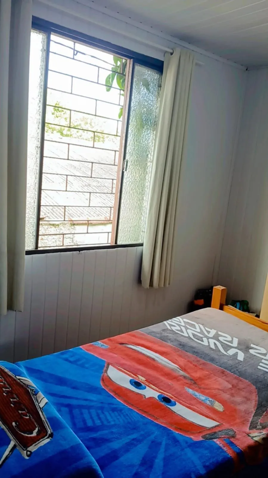 Imagem Terreno á venda no Jardim Krahe - Com duas casas no pátio!