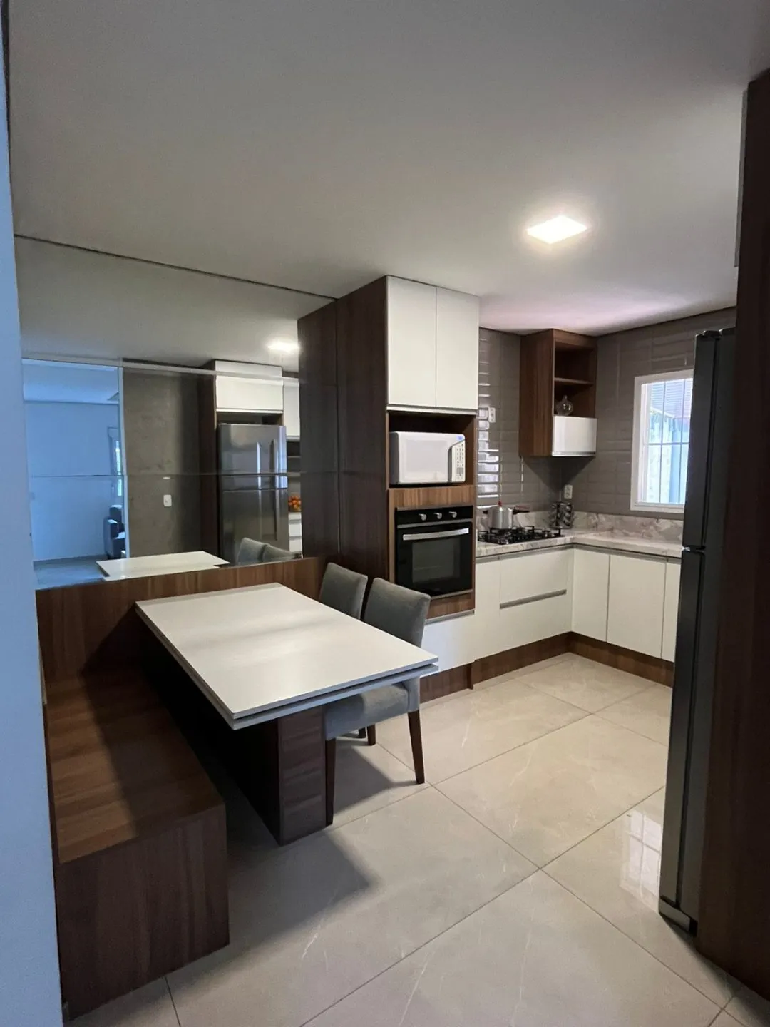 Imagem Casa Residencial com Piscina em Santa Isabel, Viamão - Venda