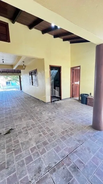 Imagem Sobrado à venda na Praia do Arroio Corrente - Jaguaruna