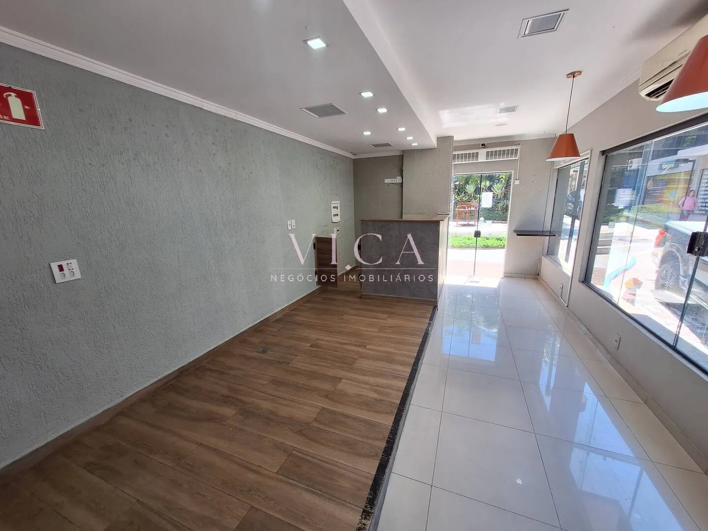 Imagem Sala para alugar 96m² por R$ 6.450,00/mês - Alphaville Comercial Barueri