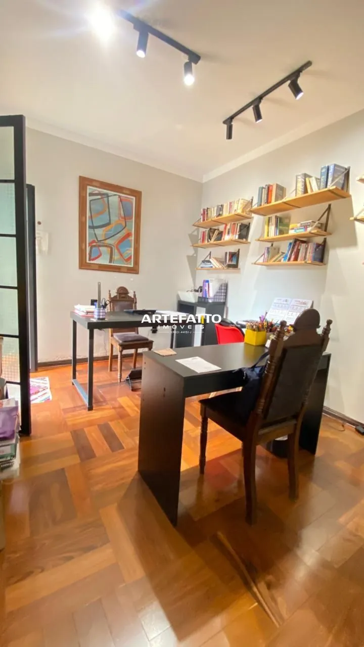 Imagem Casa com 3 dormitórios no bairro Vila Imperador