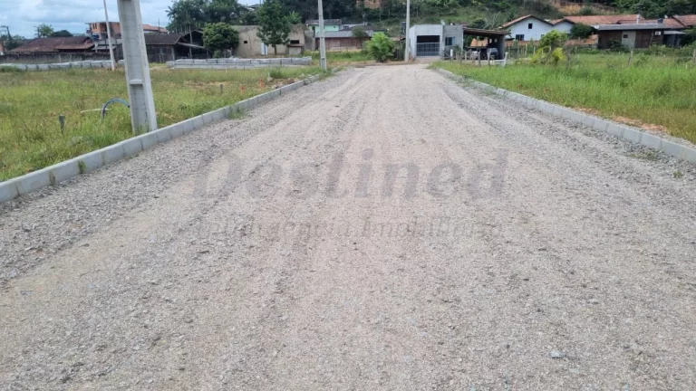 Imagem Terreno para Venda no bairro Baú Baixo. em Ilhota