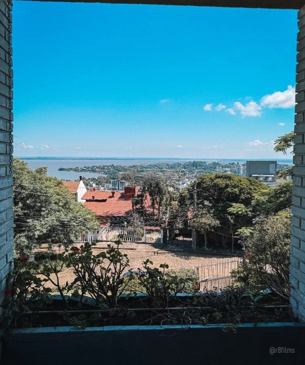 Imagem Casa bairro Sétimo Céu, 463m² privativos, vista privilegiada do Rio Guaíba em terreno de 1.423m².