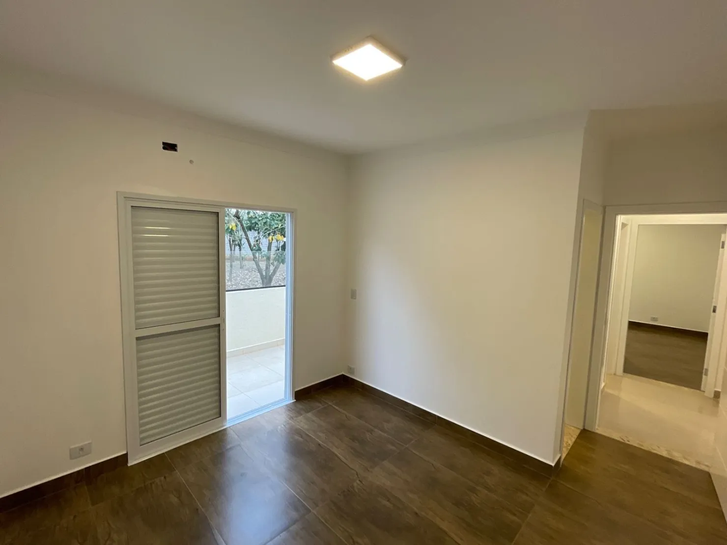 Imagem Casa à venda 2 Quartos, 1 Suite, 90M², Vila Prado, Pindamonhangaba - SP | Condomínio Vila Romana