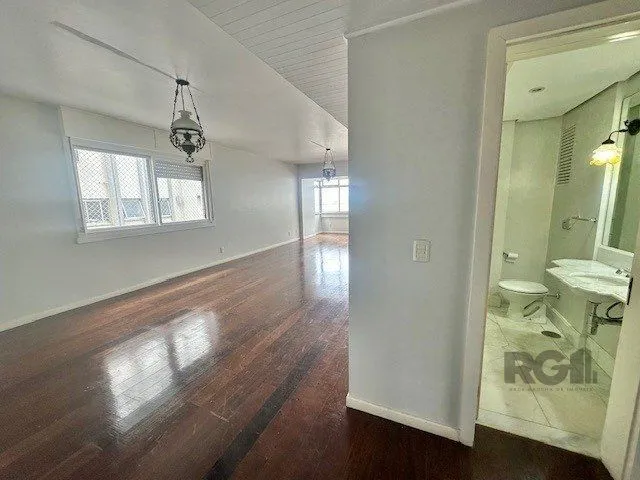 Imagem Excelente Apartamento Para Comprar Próximo ao Hospital Moinhos de Vento com 196 m² privativos
