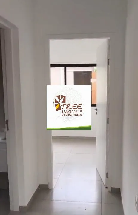 Imagem LOCAÇÃO DE CASA TÉRREA NO OURO FINO, EM SANTA ISABEL/SP, 122m² com 03 quartos, suíte, sala de estar, cozinha, quintal gramado e 04 vagas. CONSULTE-NOS