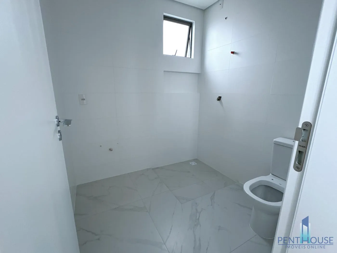 Imagem Cobertura Duplex para Venda em Balneário Camboriú, PIONEIROS, 5 dormitórios, 4 suítes, 6 banheiros, 6 vagas