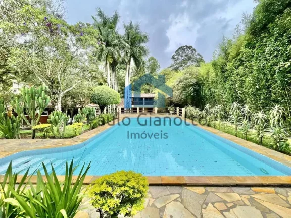 Imagem Casa Alto Padrão à venda Condomínio na Granja Viana